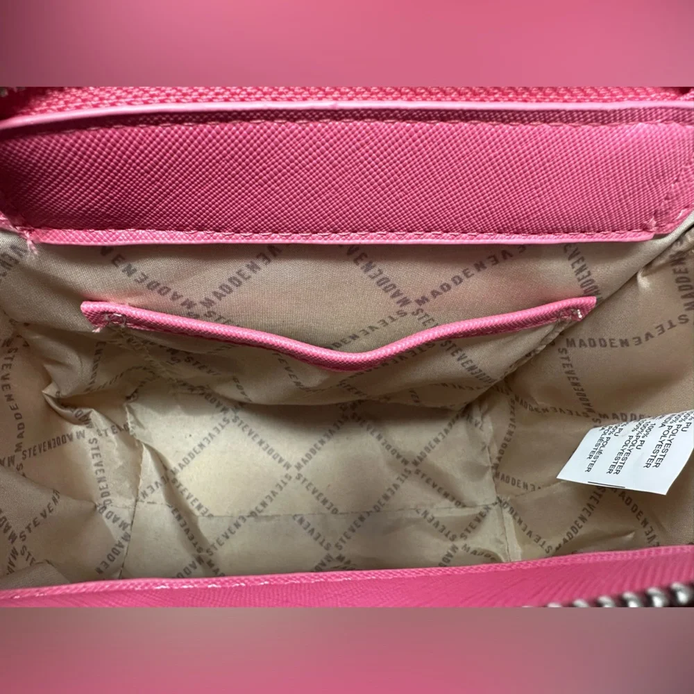 Steve Madden small Breese crossbody purse.